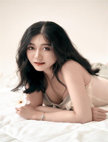 大闹粉妆楼角色研究：表演细节的精准把握与艺术处理 感受人物塑造的匠心